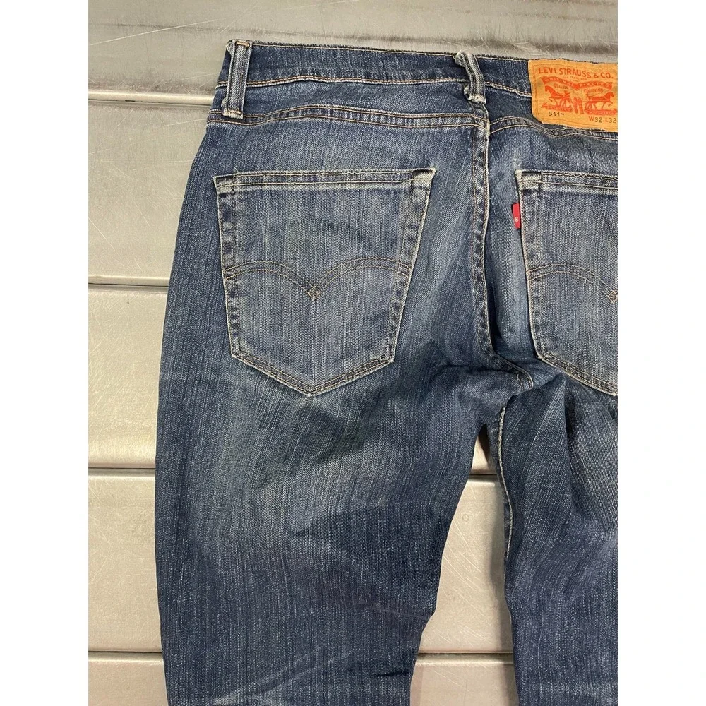 Levis 511 Jeans Mens 31X32‎ Blue Medium Wash Denim Slim Straight Leg